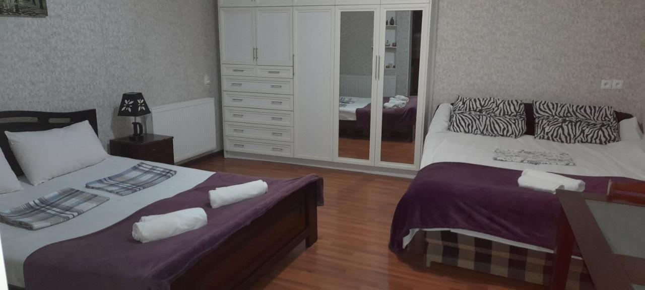 Tbilisi 300 Apartment Bagian luar foto